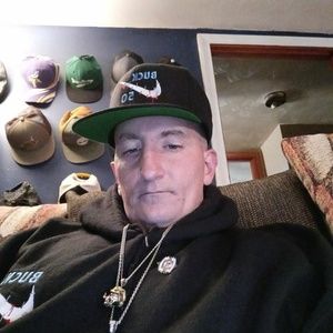 Meet your Posher, Dominic